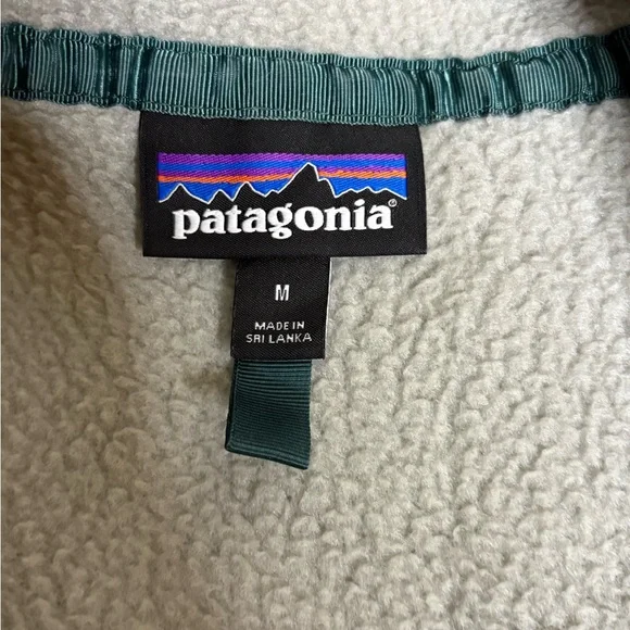 Patagonia Gray Fleece with Burgundy Accents - Picture 7 of 12